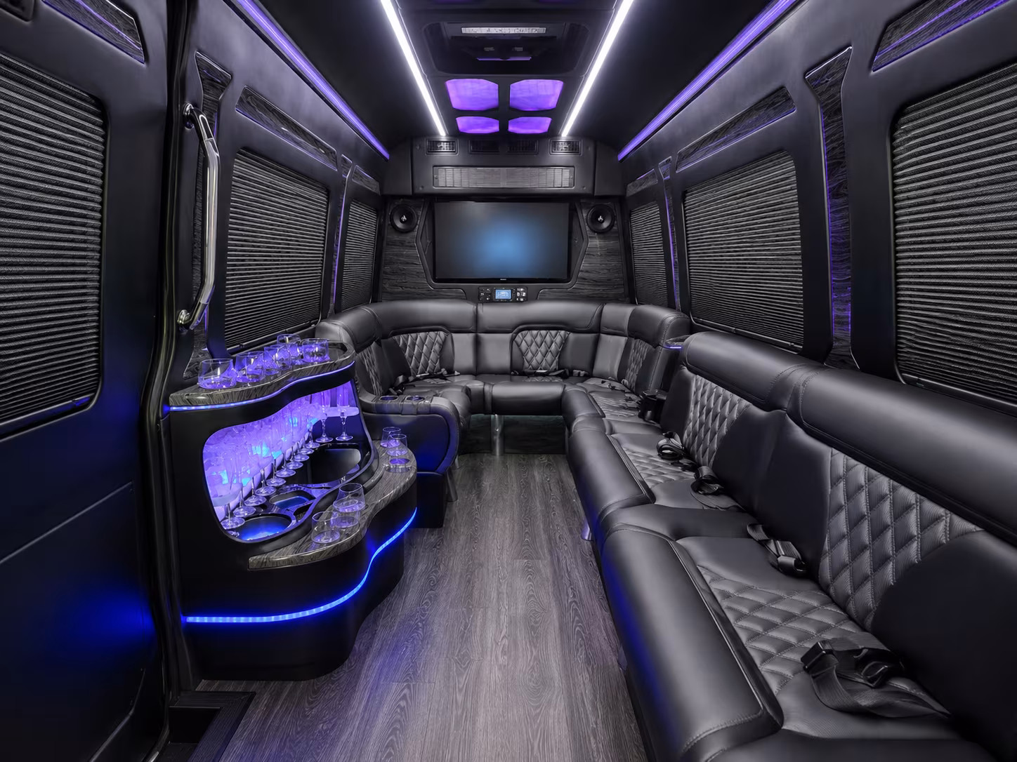 woodbury 30 passenger party bus